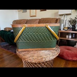 Vintage Antique Green Hawkeye Picnic Basket